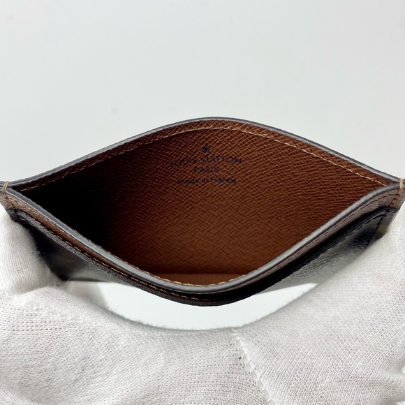 Authentic Louis Vuitton Monogram Card Holder - Picture 6 of 9
